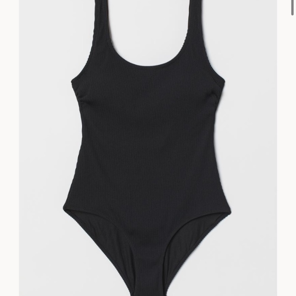 Swimsuit with padded cups